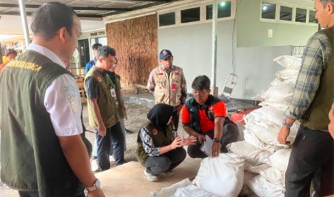 Ilustrasi persiapan operasi modifikasi cuaca/Foto: BNPB